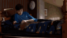 Plz Continue GIF - Bored Uninterested Reading GIFs