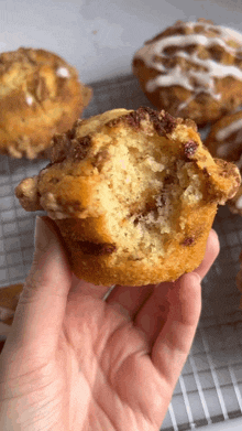 Cinnamon Swirl Muffins Dessert GIF - Cinnamon Swirl Muffins Muffins Dessert GIFs