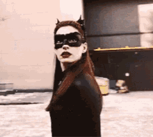 Anne Hathaway The Cat GIF - Anne Hathaway The Cat Catwoman GIFs