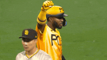Pittsburgh Pirates Rodolfo Castro GIF - Pittsburgh Pirates Rodolfo Castro Pirates GIFs