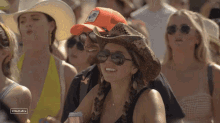 Watching The Show Stagecoach GIF - Watching The Show Stagecoach Focused GIFs