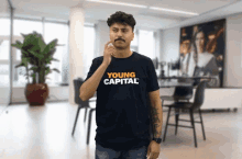 Youngcapital Think GIF - Youngcapital Think Denken GIFs