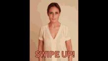 Sarapoiese Sara Cartamodelli GIF - Sarapoiese Sara Cartamodelli Swipe Up GIFs