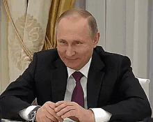 Vladimir Putin Schmunzelt GIF - Putin Vladimir Putin Schmunzel GIFs