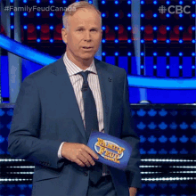 Look Up There Family Feud Canada GIF - Look Up There Family Feud Canada See Up There GIFs