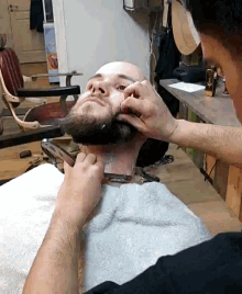 Barbering Shave GIF - Barbering Shave Beard GIFs