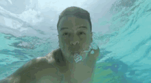 Soy Tian Tian GIF - Soy Tian Tian Swimming GIFs