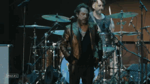 Hands Up The Black Crowes GIF - Hands Up The Black Crowes Stagecoach GIFs