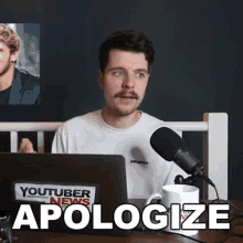 Apologize Benedict Townsend GIF - Apologize Benedict Townsend Youtuber News GIFs