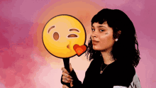 Kehlani Emoji GIF - Kehlani Emoji Kiss GIFs
