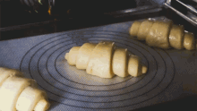 Sweet Carbs Croissant GIF - Sweet Carbs Croissant Remicone GIFs