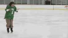 Bobby Moynihan Ice Skating GIF - Bobby Moynihan Ice Skating Hockey GIFs