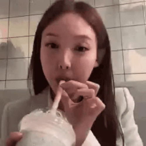 Eating Bubble Gum GIF) Twice Nayeon - Talk that Talk (2022/Aug) - Cheer Up  Baby!