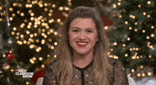 Kelly Clarkson The Kelly Clarkson Show GIF - Kelly Clarkson The Kelly Clarkson Show Heres Looking At You GIFs