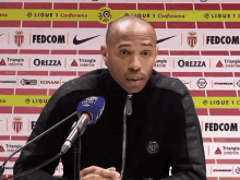 Thierry Henry Guitare GIF - Thierry Henry Guitare GIFs