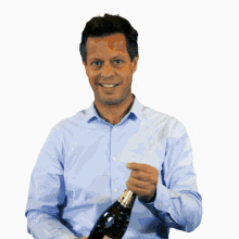 Jordi Champagne GIF - Jordi Champagne Poppin Bottles GIFs