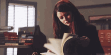 Ouat Once Upon A Time GIF - Ouat Once Upon A Time Reading GIFs