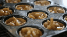 Baked Mini Apple Pies GIF - Mini Applepie Baking GIFs