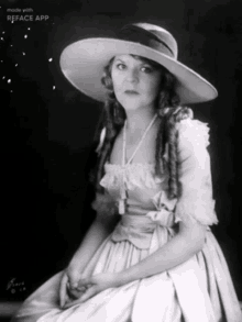 Renée Slater GIF - Renée Slater Vintage GIFs