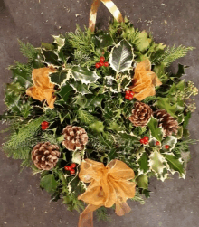 Wreath GIF - Wreath GIFs