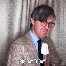 Big Day Today Beck Bennett GIF - Big Day Today Beck Bennett Saturday Night Live GIFs