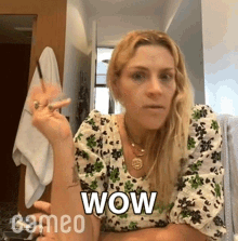 Wow Busy Philipps GIF - Wow Busy Philipps Cameo GIFs