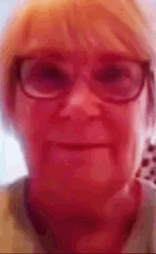 Old Lady Yelling GIF - Old Lady Yelling GIFs