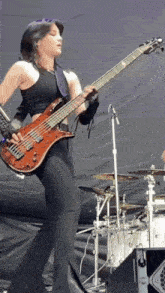 The Warning Ale GIF - The Warning Ale Bass GIFs