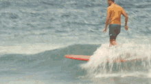 Girando Na Prancha De Surf Flamboiar GIF - Girando Na Prancha De Surf Flamboiar Surfando GIFs