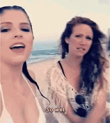 So Wet Anna Kendric GIF - So Wet Anna Kendric National Pina Colada Day GIFs
