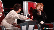 Hold On Niall Horan GIF - Hold On Niall Horan Reba Mcentire GIFs