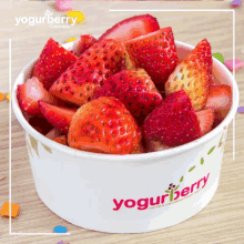 Yogurberry Fresa GIF - Yogurberry Fresa Armaloatugusto GIFs