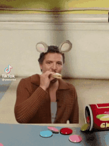 eating munchies pedro pascal mouse creature