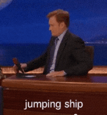 Conan Jumping Ship GIF - Jump Ship Jumping Ship Conan GIFs