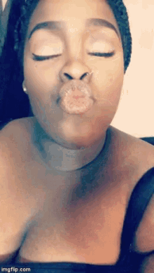 Kisses Silly GIF - Kisses Silly Lips GIFs