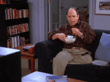 Eating Seinfeld GIF - Eating Seinfeld Costanza GIFs