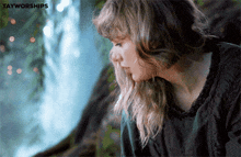 Tayworships Taylor Swift GIF - Tayworships Taylor Swift Taylor Swift Folklore GIFs