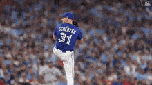 a blue jays pitcher with the number 31 on his back