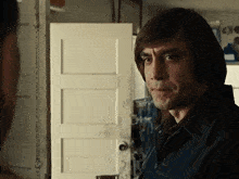 No Country For Old Man Awkward GIF - No Country For Old Man Awkward Stare GIFs