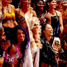 Sasha Banks Charlotte Flair GIF - Sasha Banks Charlotte Flair Ronda Rousey GIFs