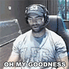 Oh My Goodness Kyle Van Noy GIF - Oh My Goodness Kyle Van Noy Vibin With Van Noys GIFs