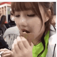 Eating Pastries GIF - Eating Pastries GIFs