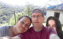 Laugh Hard Selfie GIF - Laugh Hard Selfie Photobomb GIFs