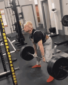 lifting exercise workout gym fit old man