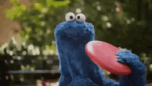 Frisbee Cookie Monster GIF - Frisbee Cookie Monster GIFs