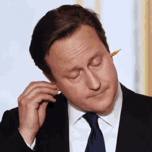 David Cameron GIF - David Cameron Empty Pencil GIFs
