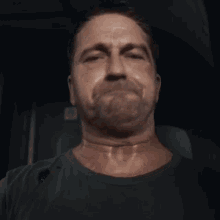 Struggling Brodie Torrance GIF - Struggling Brodie Torrance Gerard Butler GIFs