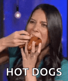 Olivia Munn Hotdogs GIF - Olivia Munn Hotdogs Eat GIFs