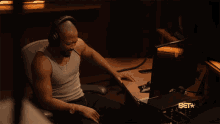 Bop Listening To Music GIF - Bop Listening To Music This Music Is Fire GIFs