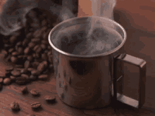 コーヒー豆　コーヒーを入れる　朝 GIF - Coffee Beans Coffee Drink GIFs